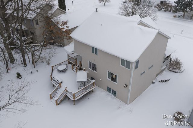 5408 Fieldstone Drive SW, Wyoming, MI 49418