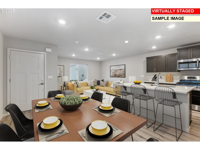 646 Merriott Lane, Woodburn, OR 97071