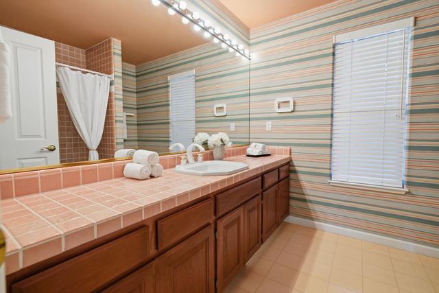 18936 Hummingbird Dr, Penn Valley, CA 95946