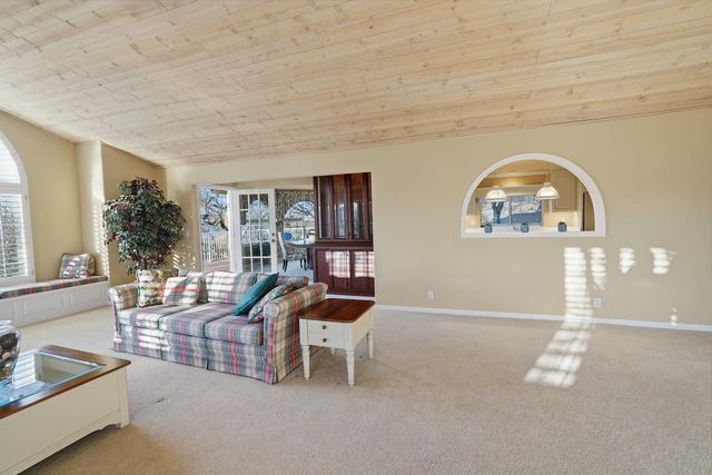 18936 Hummingbird Dr, Penn Valley, CA 95946