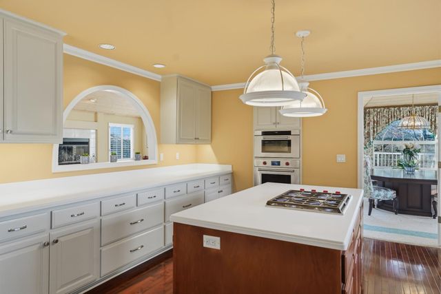 18936 Hummingbird Dr, Penn Valley, CA 95946