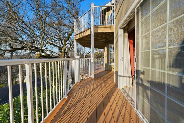 18936 Hummingbird Dr, Penn Valley, CA 95946