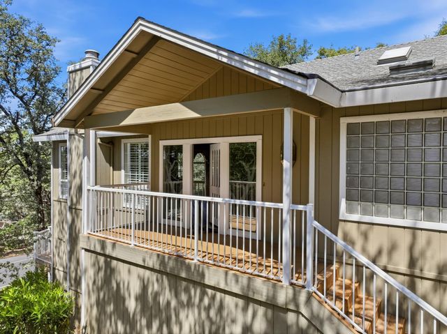 18936 Hummingbird Dr, Penn Valley, CA 95946