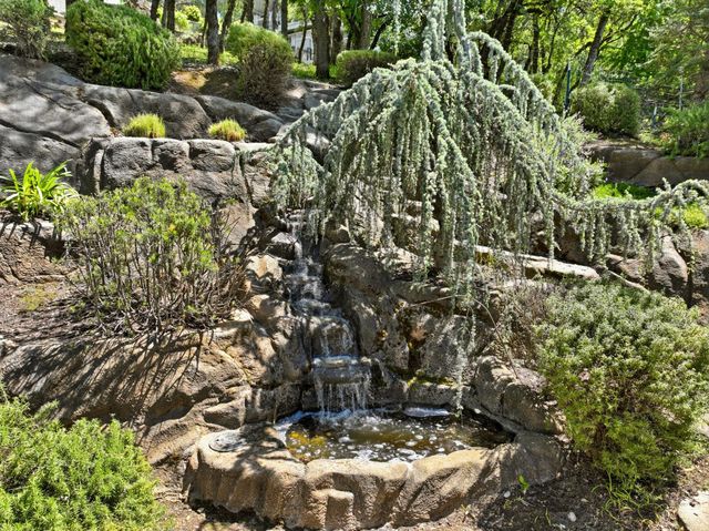 18936 Hummingbird Dr, Penn Valley, CA 95946