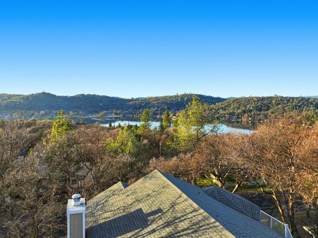 18936 Hummingbird Dr, Penn Valley, CA 95946