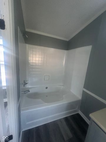 1145 Southpointe Drive, Franklin, IN 46131