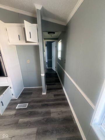 1145 Southpointe Drive, Franklin, IN 46131