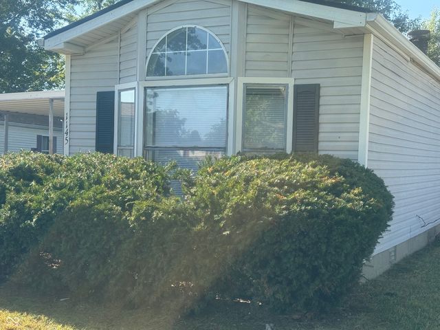 1145 Southpointe Drive, Franklin, IN 46131