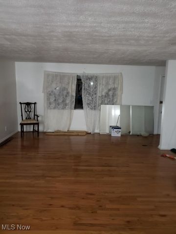 29901 Eddy Road, Willoughby Hills, OH 44094