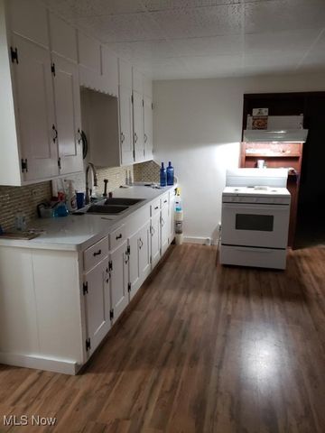 29901 Eddy Road, Willoughby Hills, OH 44094