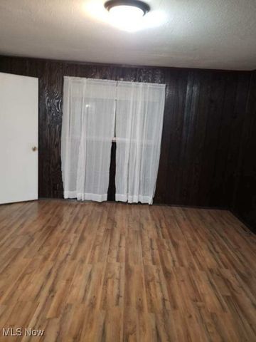 29901 Eddy Road, Willoughby Hills, OH 44094