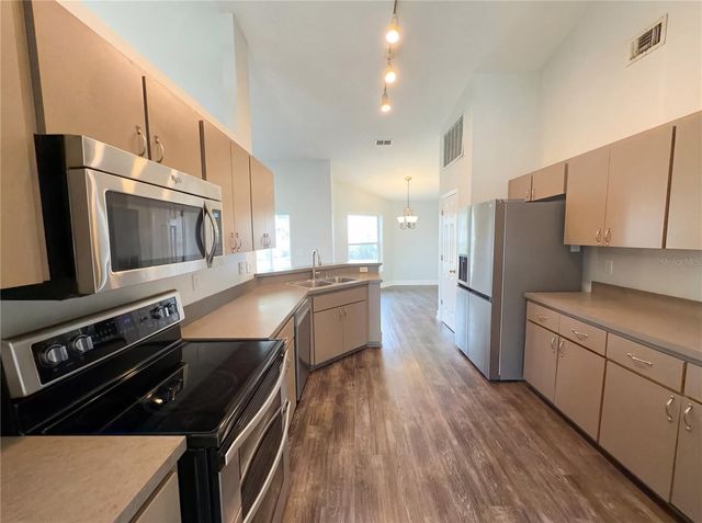 1034 SUMMER GLEN DRIVE, Winter Haven, FL 33880