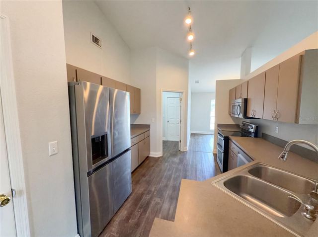 1034 SUMMER GLEN DRIVE, Winter Haven, FL 33880