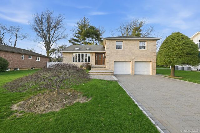 51 Ivy Drive, Jericho, NY 11753