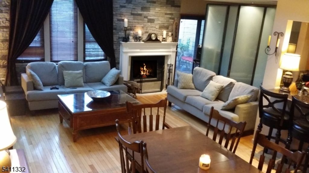 705 Mainsail Ln, Secaucus Town, NJ 07094