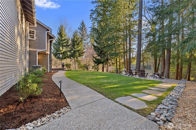 25852 SE 22nd Place, Sammamish, WA 98075