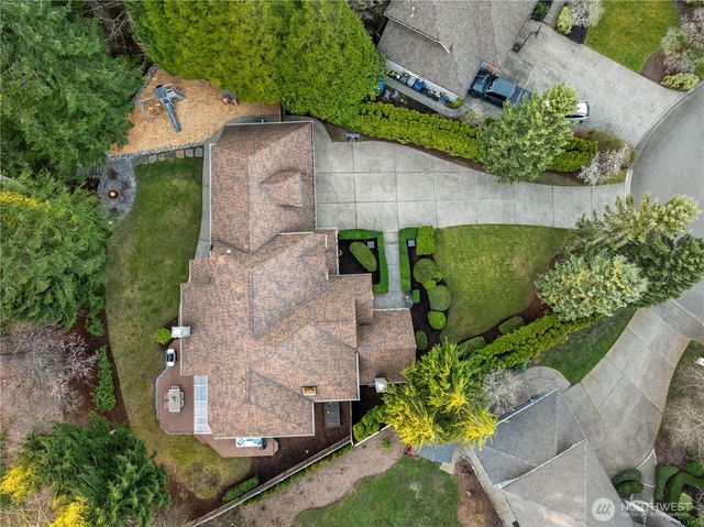 25852 SE 22nd Place, Sammamish, WA 98075