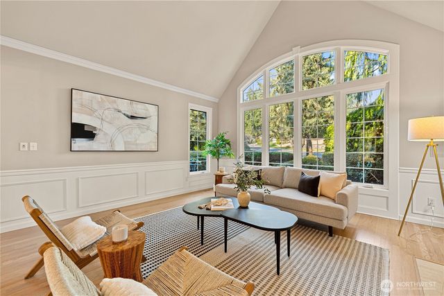 25852 SE 22nd Place, Sammamish, WA 98075