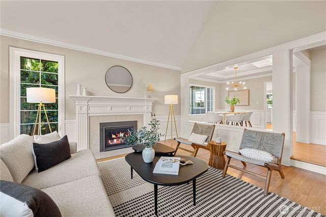 25852 SE 22nd Place, Sammamish, WA 98075