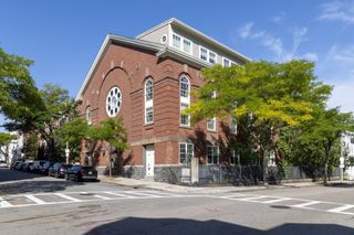 616 E Fourth Street 303, Boston, MA 02127