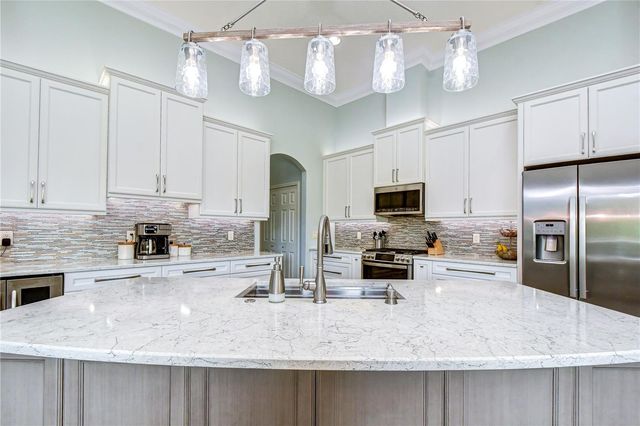 9451 59TH STREET N, Pinellas Park, FL 33782