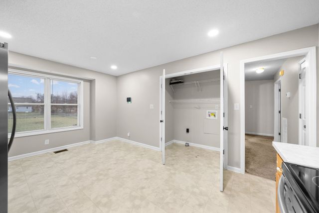 1957 Timberline Cir, Oak Grove, KY 42262