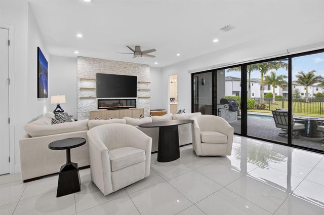 20056 Hirono Lane, Boca Raton, FL 33434