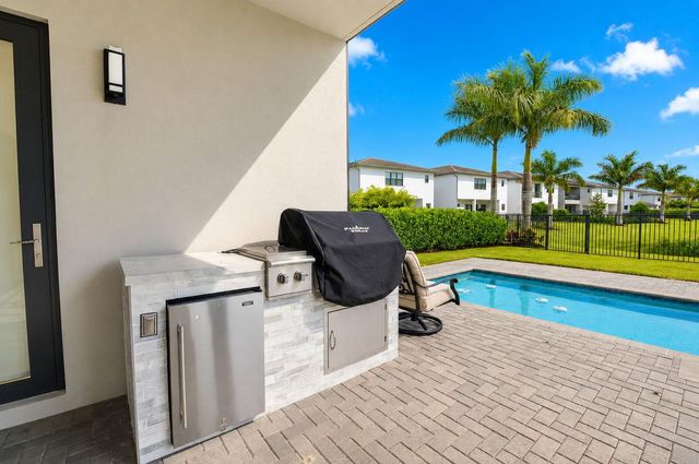 20056 Hirono Lane, Boca Raton, FL 33434