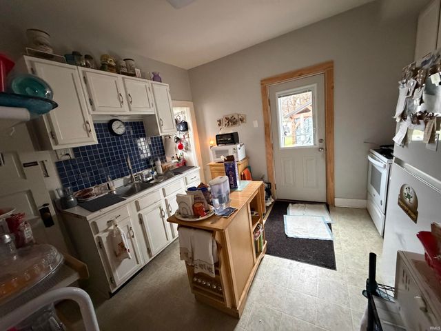 3122 Woodrow Avenue, Fort Wayne, IN 46805