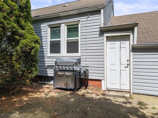 4238 20th Street NW, Canton, OH 44708