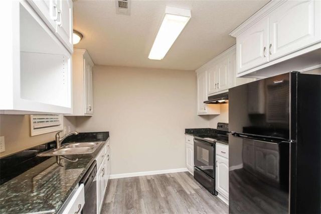 3300 Westview Cove, Powder Springs, GA 30127