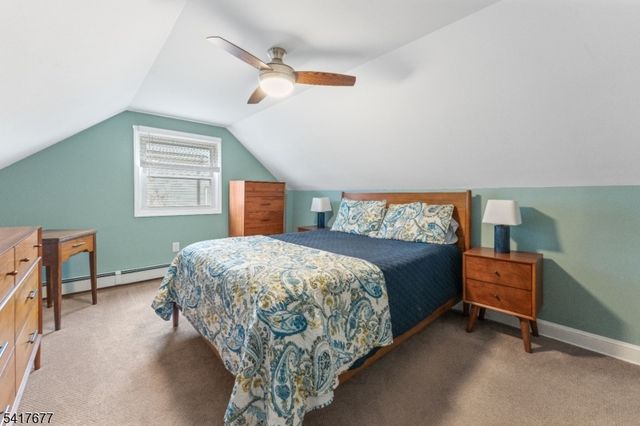 25 Fair Hill Rd, Clifton City, NJ 07013