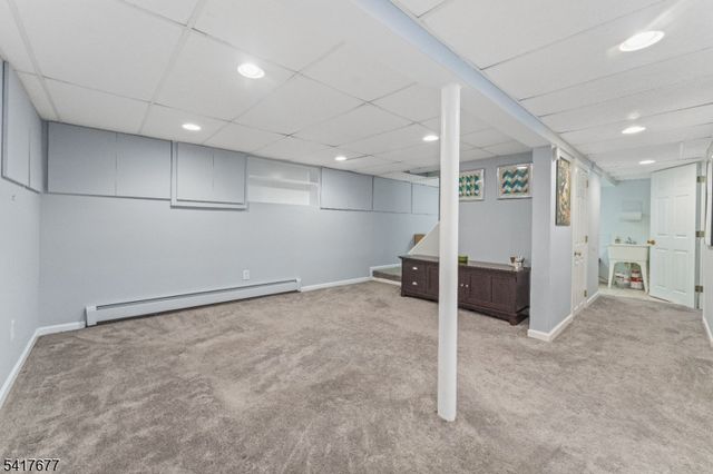 25 Fair Hill Rd, Clifton City, NJ 07013