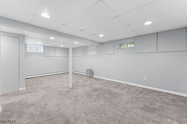 25 Fair Hill Rd, Clifton City, NJ 07013