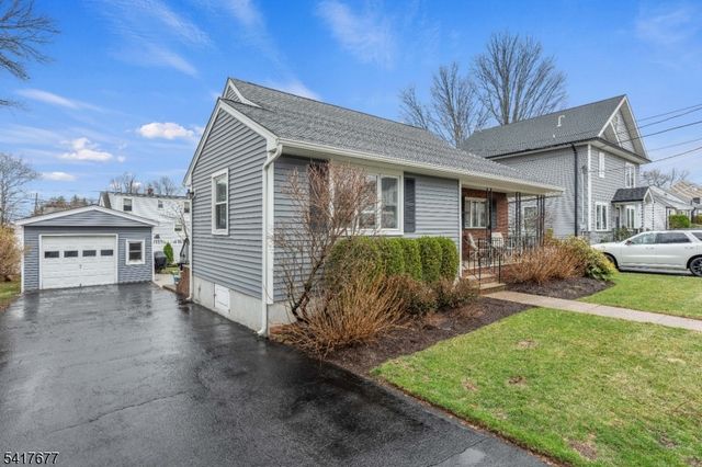 25 Fair Hill Rd, Clifton City, NJ 07013