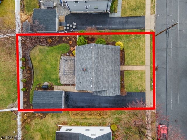 25 Fair Hill Rd, Clifton City, NJ 07013