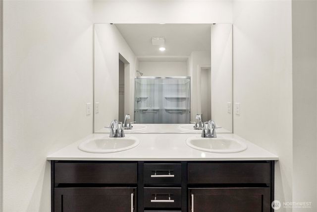 1372 Salzer Creek Drive, Centralia, WA 98531