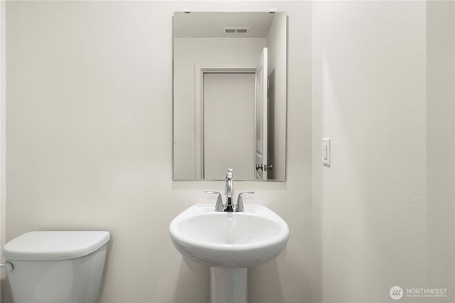 1372 Salzer Creek Drive, Centralia, WA 98531