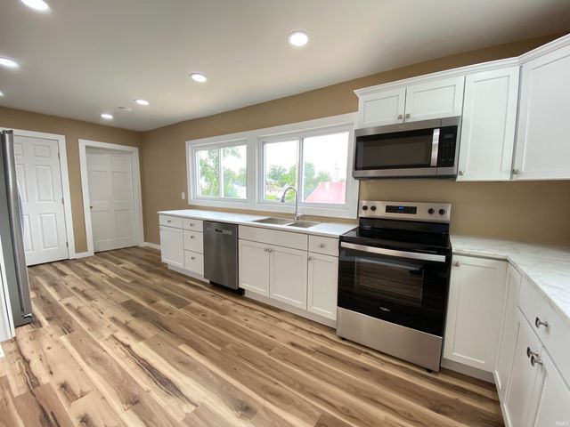 1716 15th Street, Bedford, IN 47421