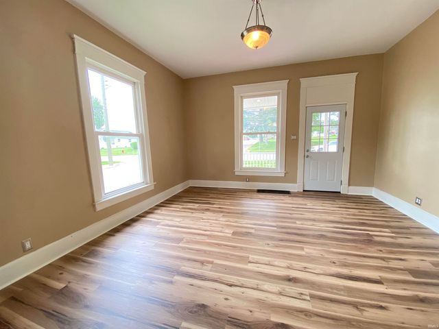 1716 15th Street, Bedford, IN 47421