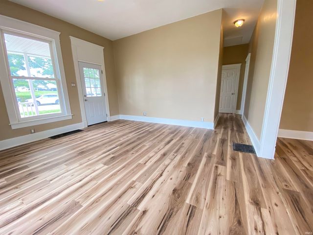 1716 15th Street, Bedford, IN 47421