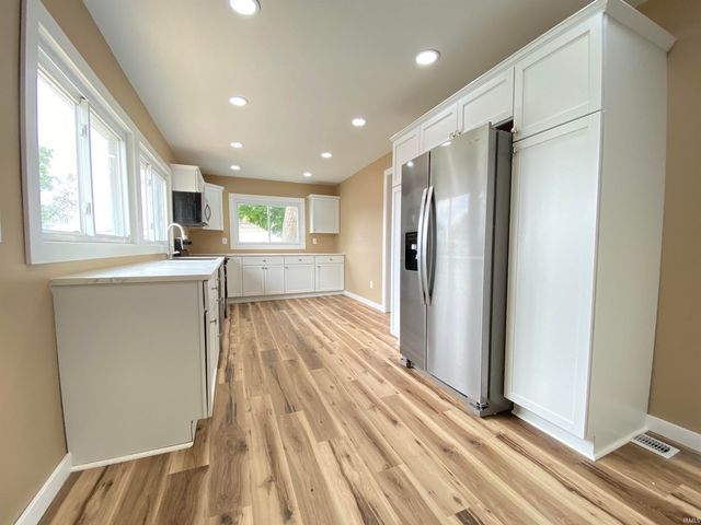 1716 15th Street, Bedford, IN 47421