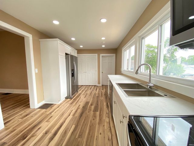 1716 15th Street, Bedford, IN 47421