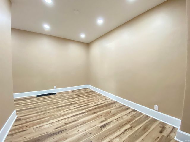 1716 15th Street, Bedford, IN 47421