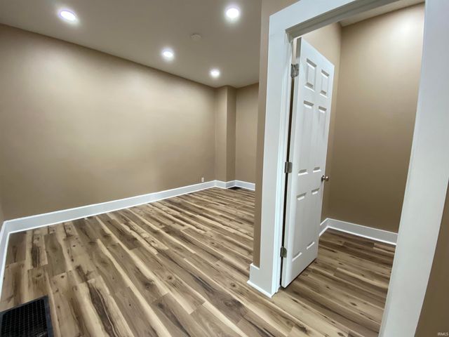 1716 15th Street, Bedford, IN 47421
