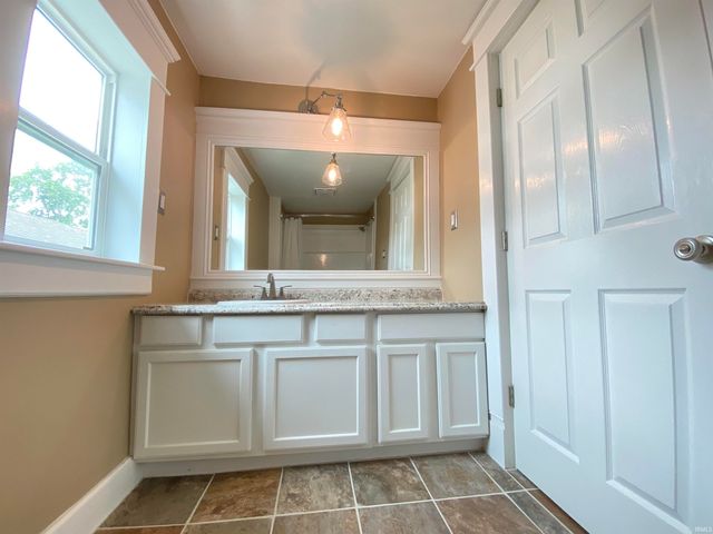 1716 15th Street, Bedford, IN 47421