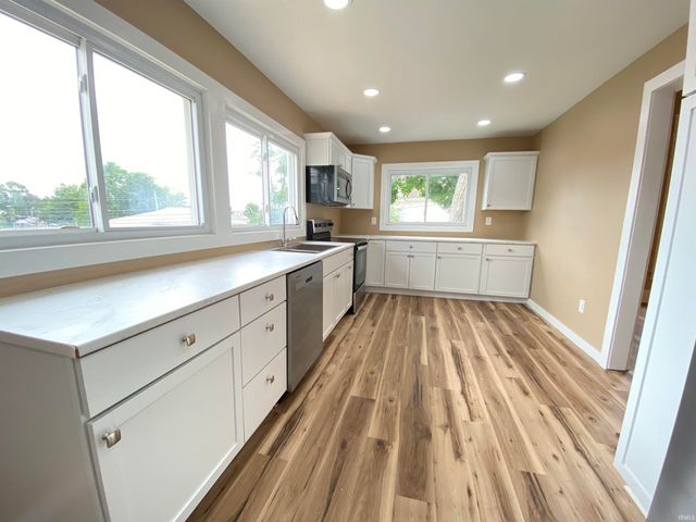 1716 15th Street, Bedford, IN 47421