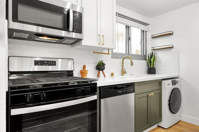 2715 A Street, San Diego, CA 92102