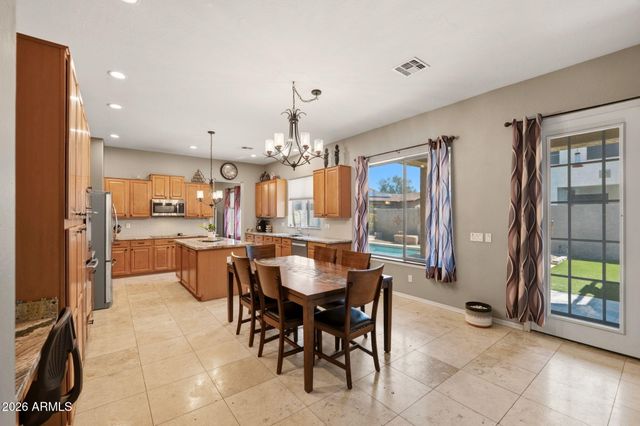 1329 S IOWA Court, Chandler, AZ 85286