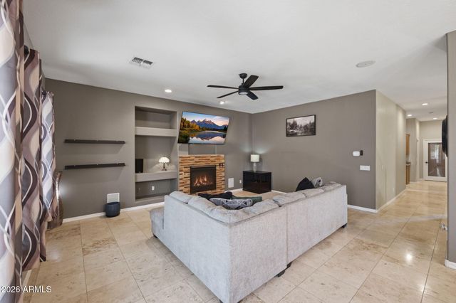 1329 S IOWA Court, Chandler, AZ 85286